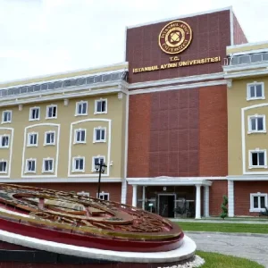 دانشگاه آیدین