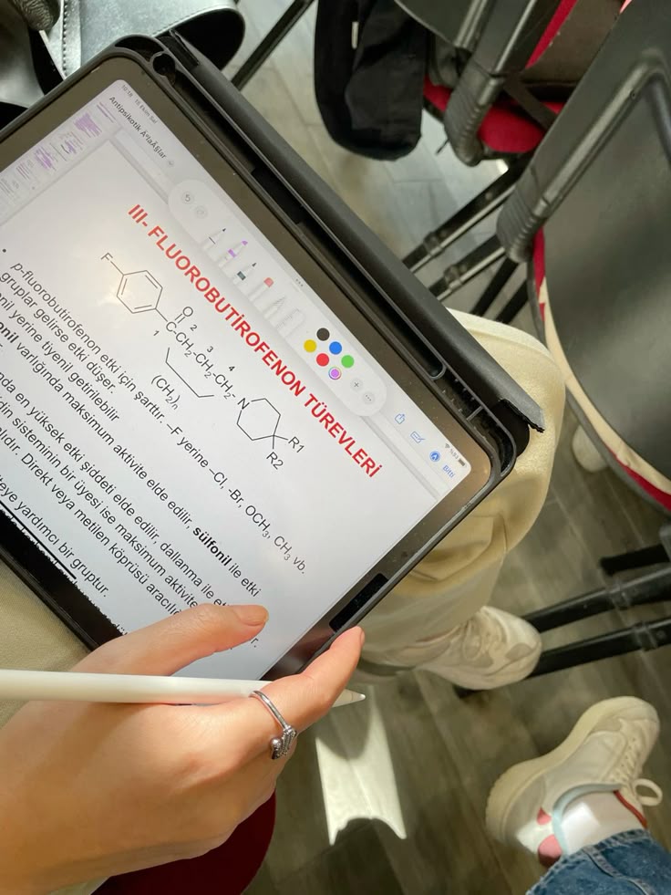 تحصیل در رشته داروسازی در دانشگاه های ترکیه